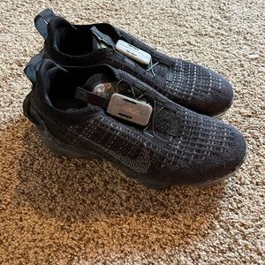 Womens vapor max